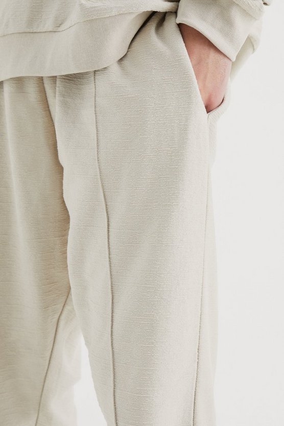 Schmale Jogginghose