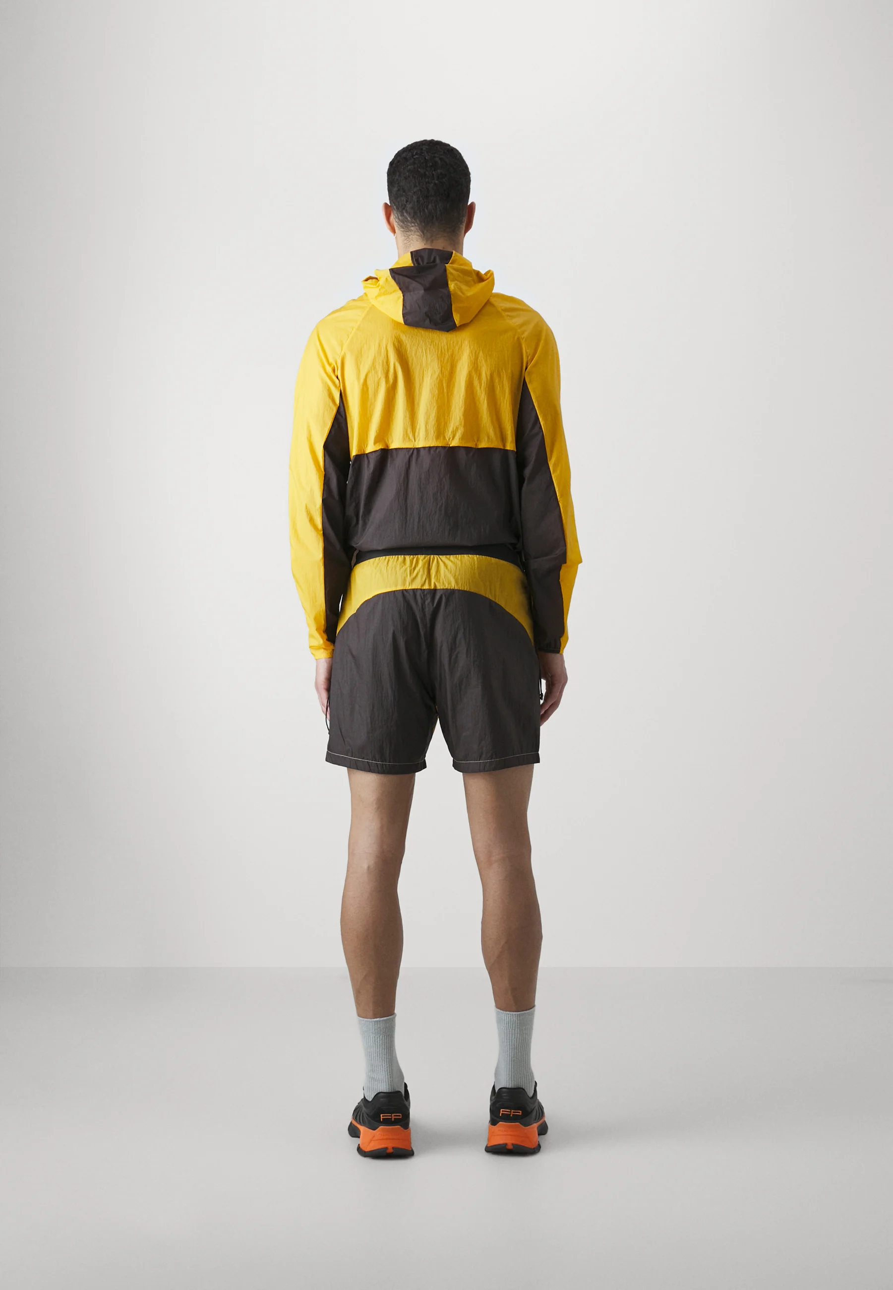 Pantalones deportivos Saul Nash
