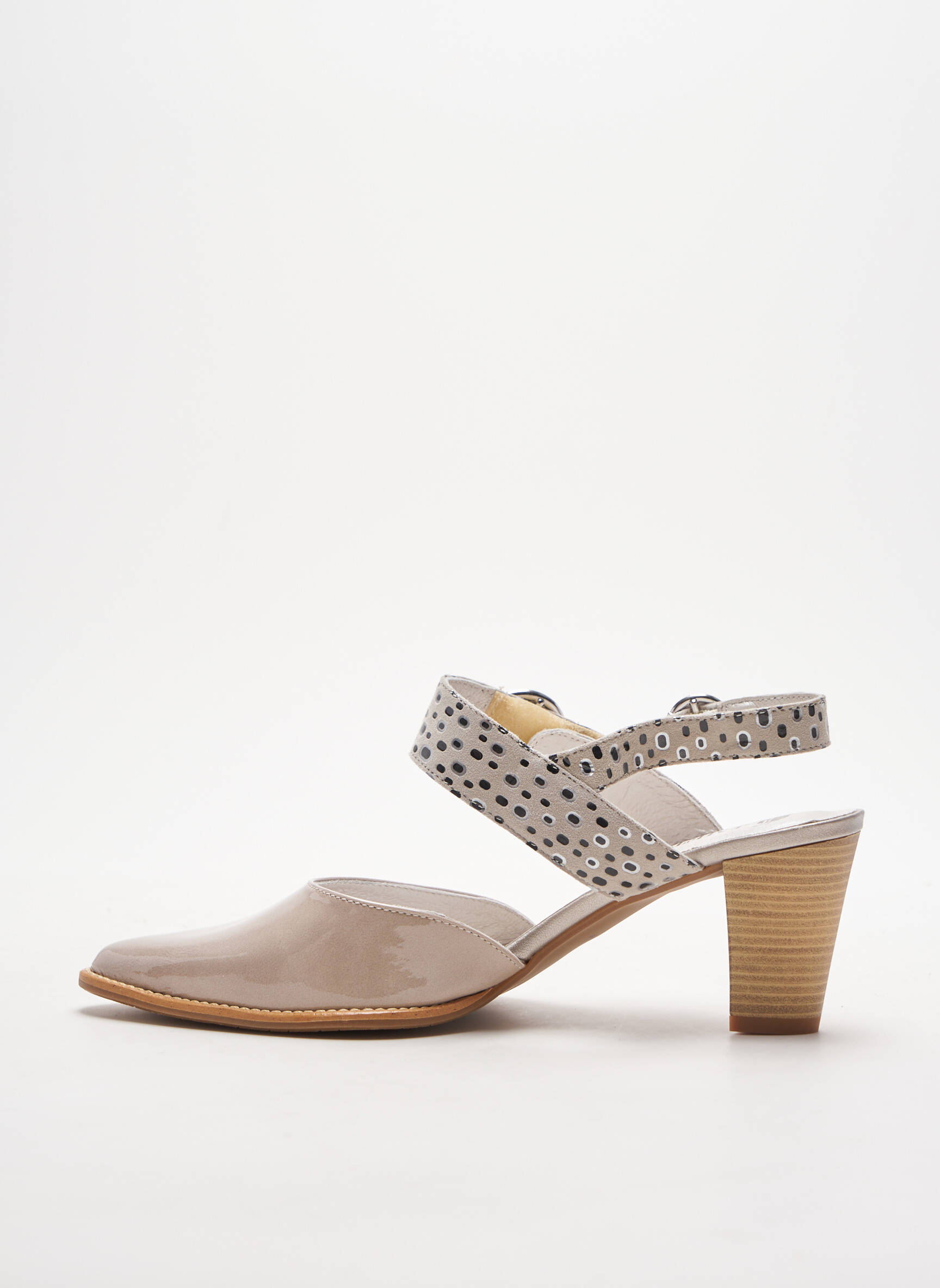 J Metayer Sandales Nu Pieds Femme couleur beige