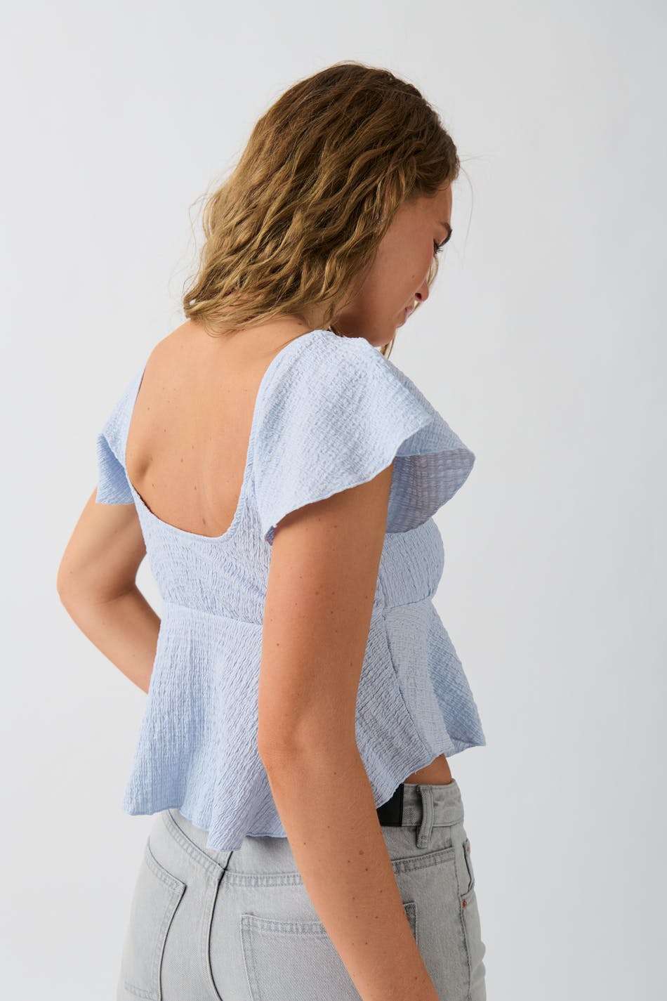 Frill top