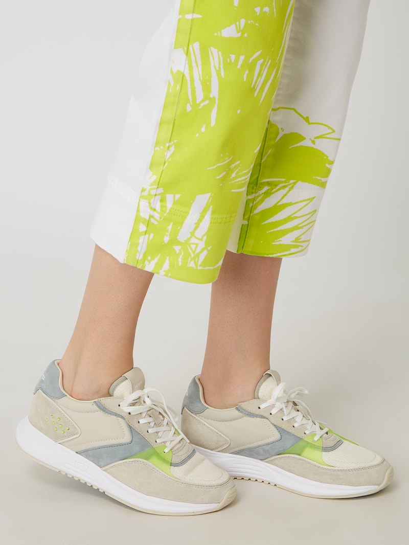 Sneaker aus Leder in beige