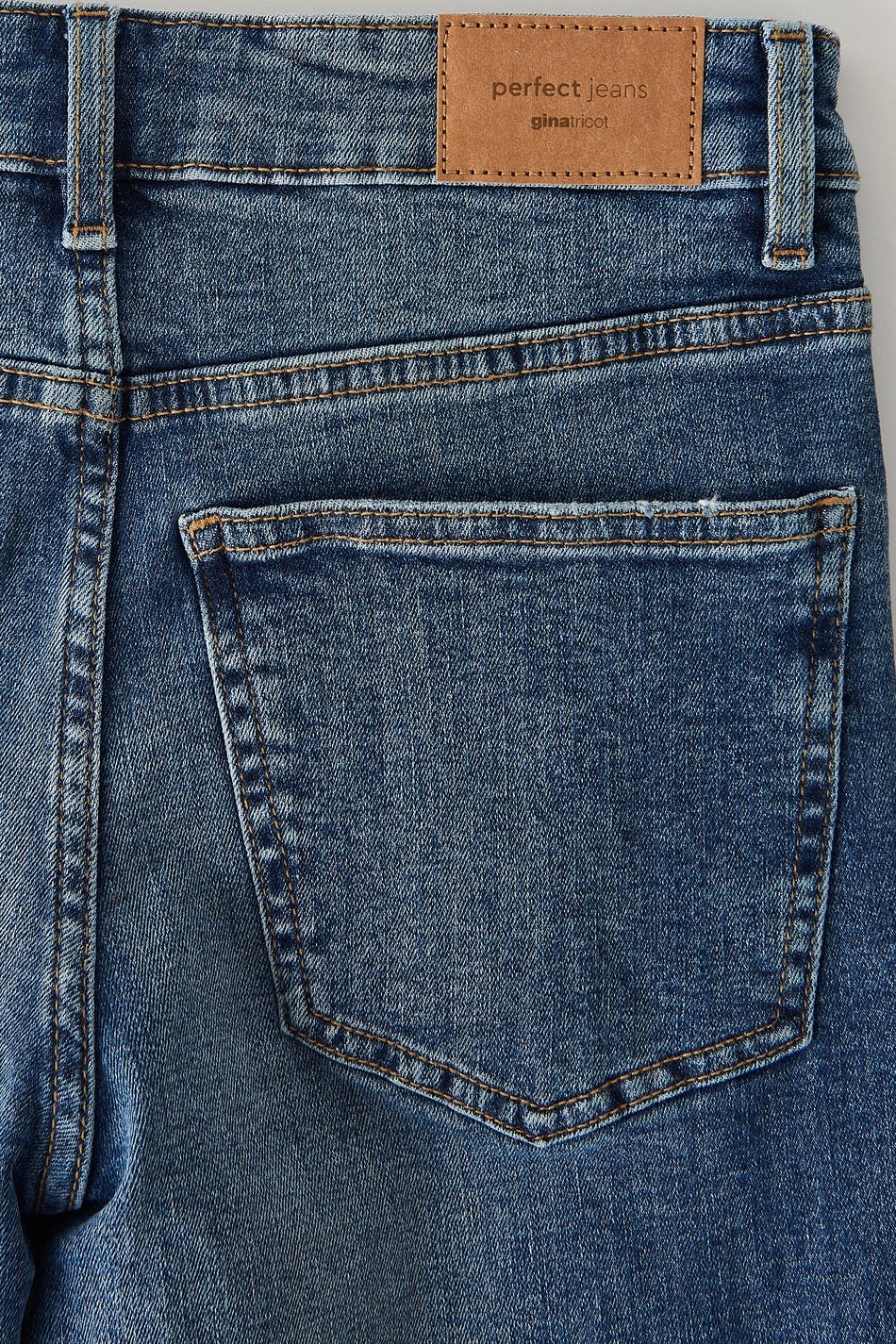 Mid waist skinny jeans