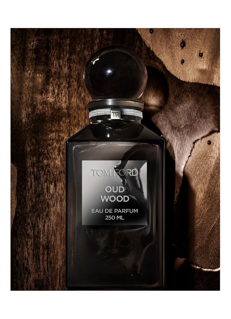 Tom Ford  Oud Wood Eau de Parfum Decanter