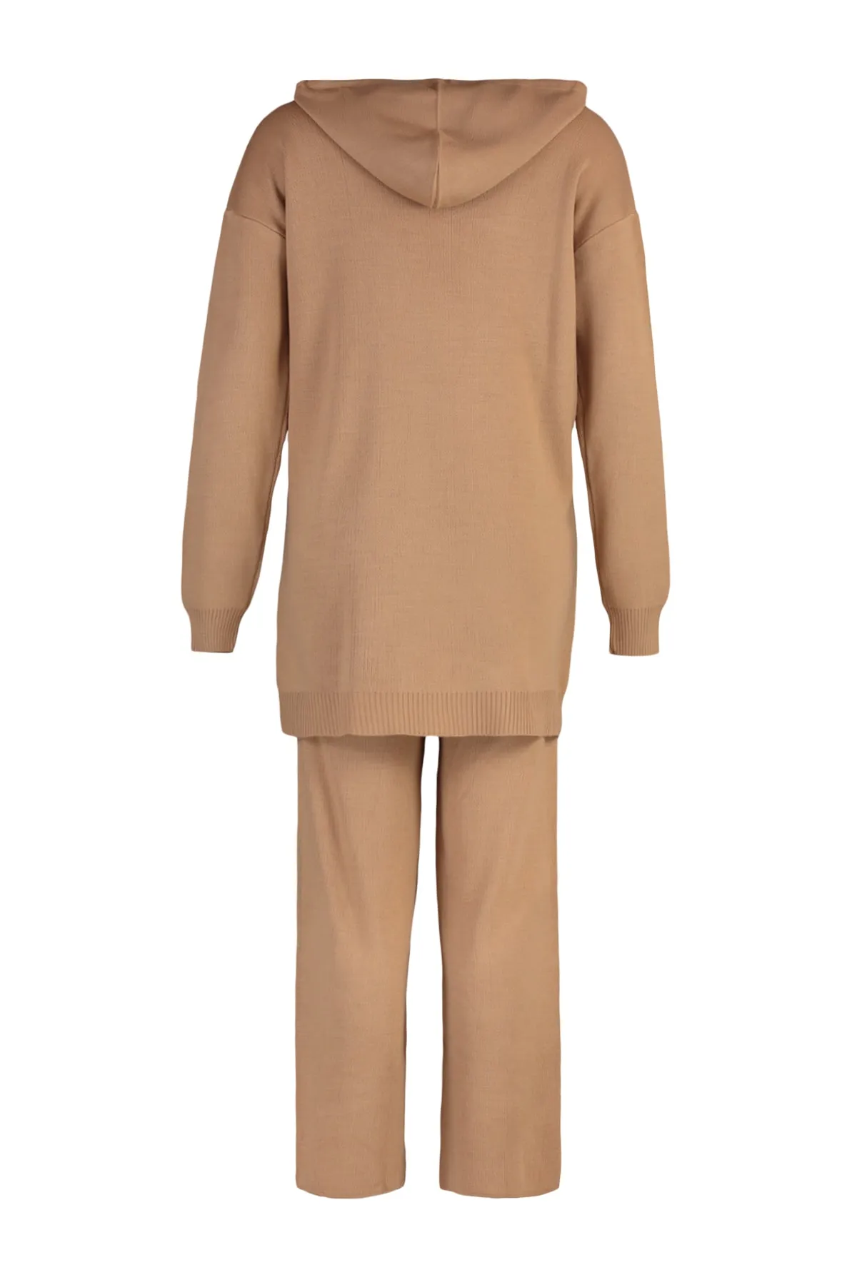 Trendyol Modest  Kamelfarbenes Strickset aus Pullover und Hose mit Kettendetail TCTAW23US00117