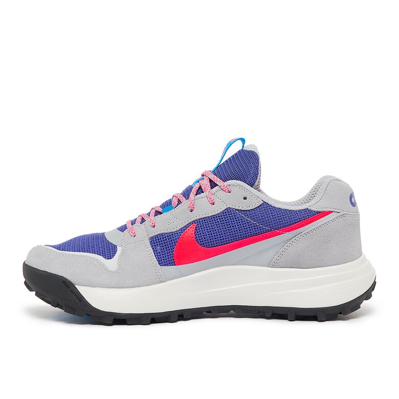 NIKE ACG Lowcate wolf grey/bright crimson-indigo burst