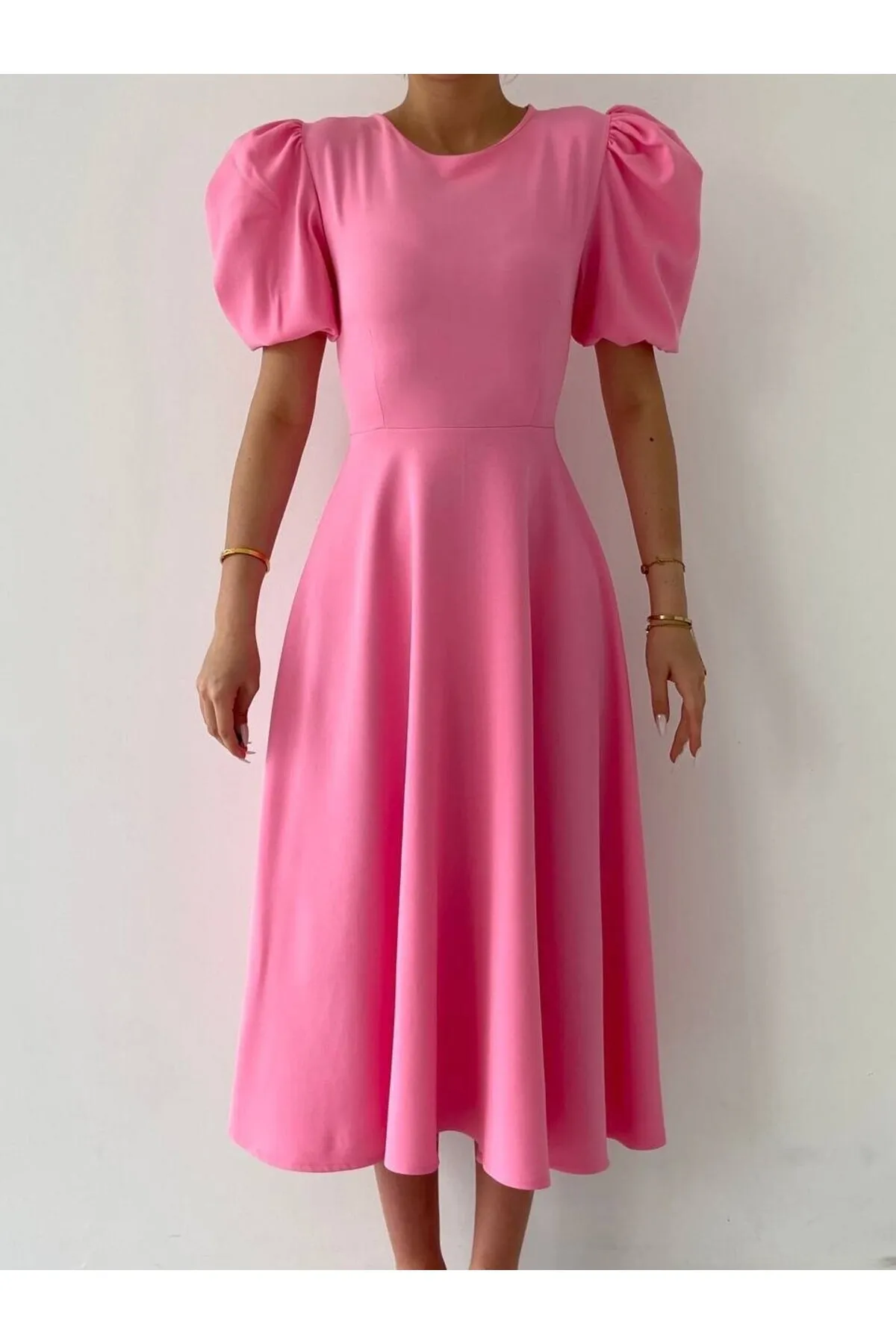 Afiş Butik  Schwarzer Rock mit Rundhalsausschnitt und Ballonärmeln, ausgestelltes Premium-Kleid in Midi-Länge