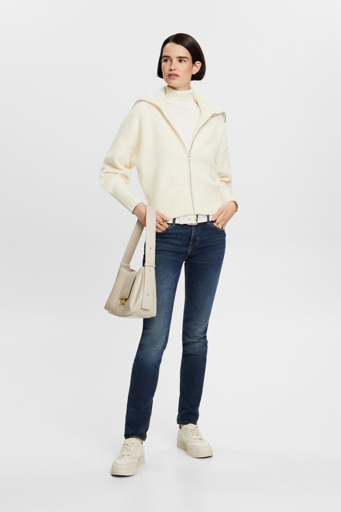Mid-Rise-Stretchjeans in schmaler Passform