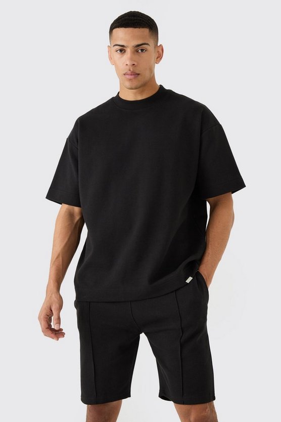Oversize T-Shirt & Shorts