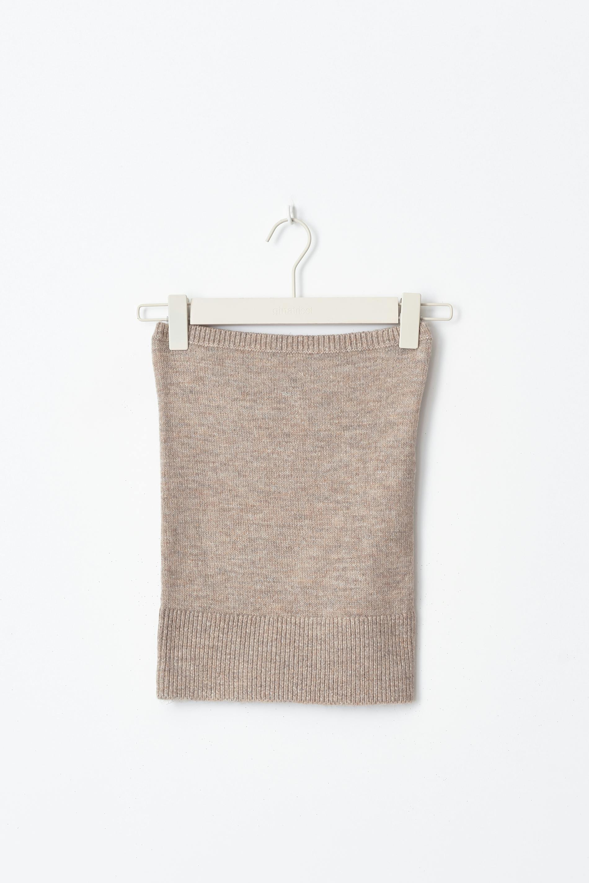 Knitted tube top