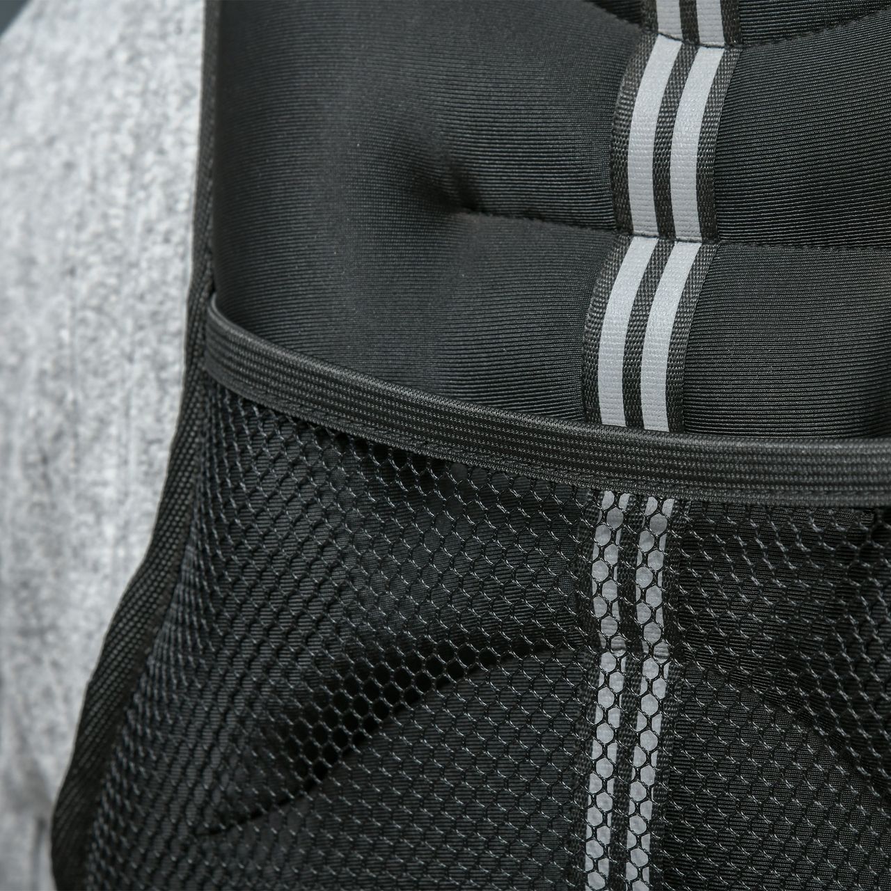 HOMCOM Gewichtsweste Weight Vest 10 kg verstellbar für Gewicht Tranning Krafttrainning Mann/Frau Oxford-Gewebe Metallsand Schwarz 40 x 35 cm