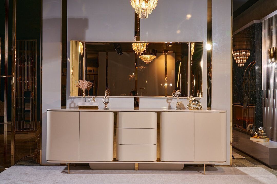 JVmoebel Esszimmer-Set Esszimmer Komplett Tisch 4 Stühle Anrichte Spiegel Set 7tlg Esstisch, (7-St., 4х Stühle, Spiegel, Tisch, Anrichte), Made in Europa