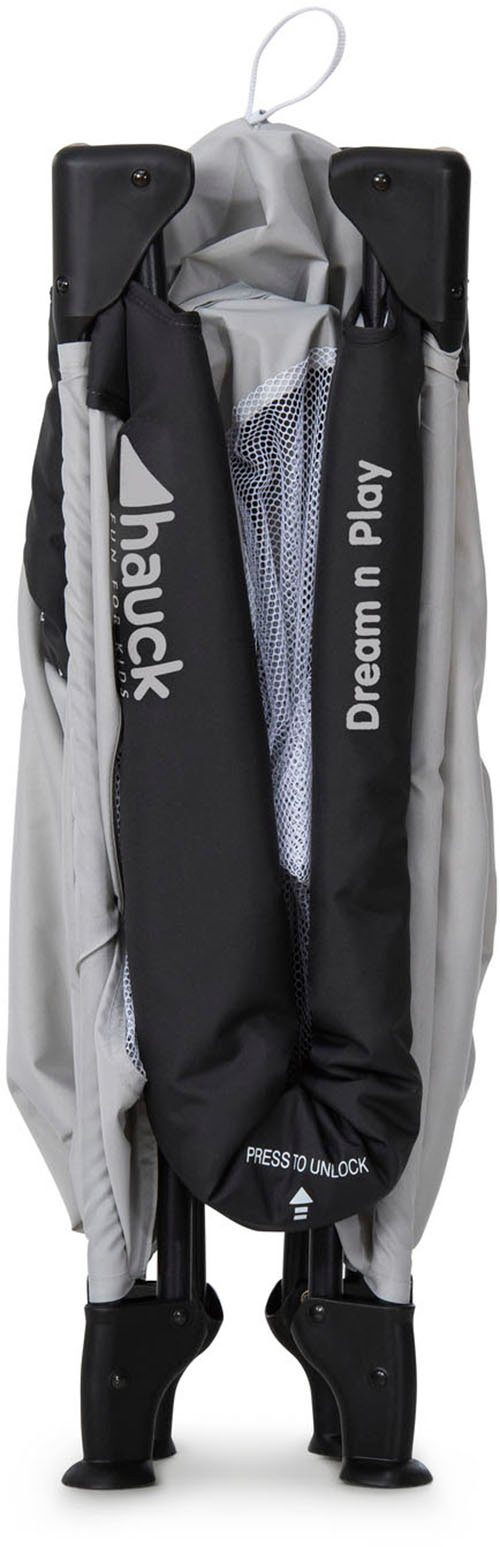 Hauck Baby-Reisebett Dream N Play - Mickey Stars, inkl. Transporttasche
