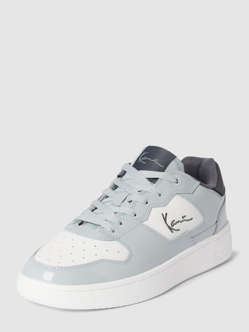 Sneaker aus Leder-Mix mit Label-Stitching in hellgrau