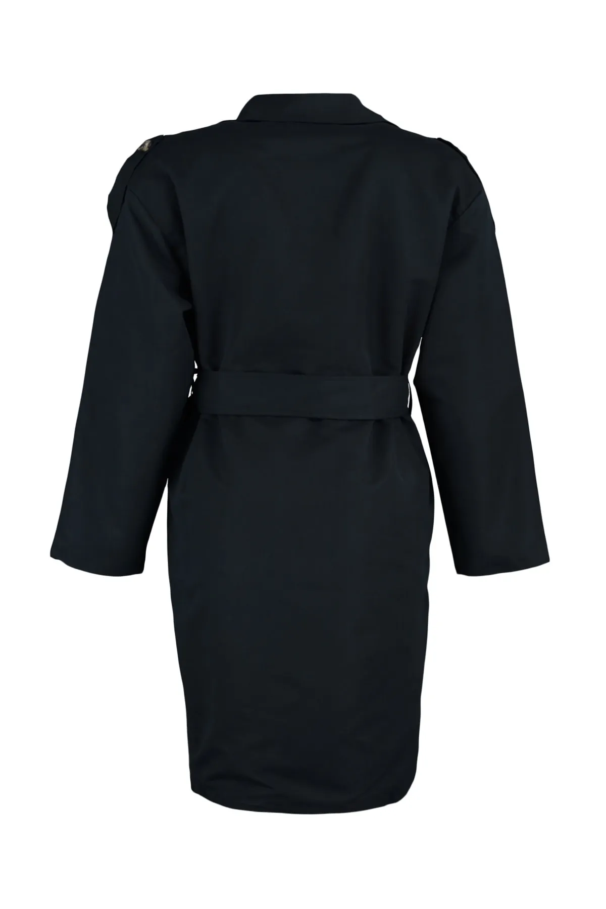 Trendyol Curve  Schwarzer Trenchcoat mit Schulterklappen und detailliertem Jackenkragen und Gürtel und weitem Schnitt TBBAW23BM00001