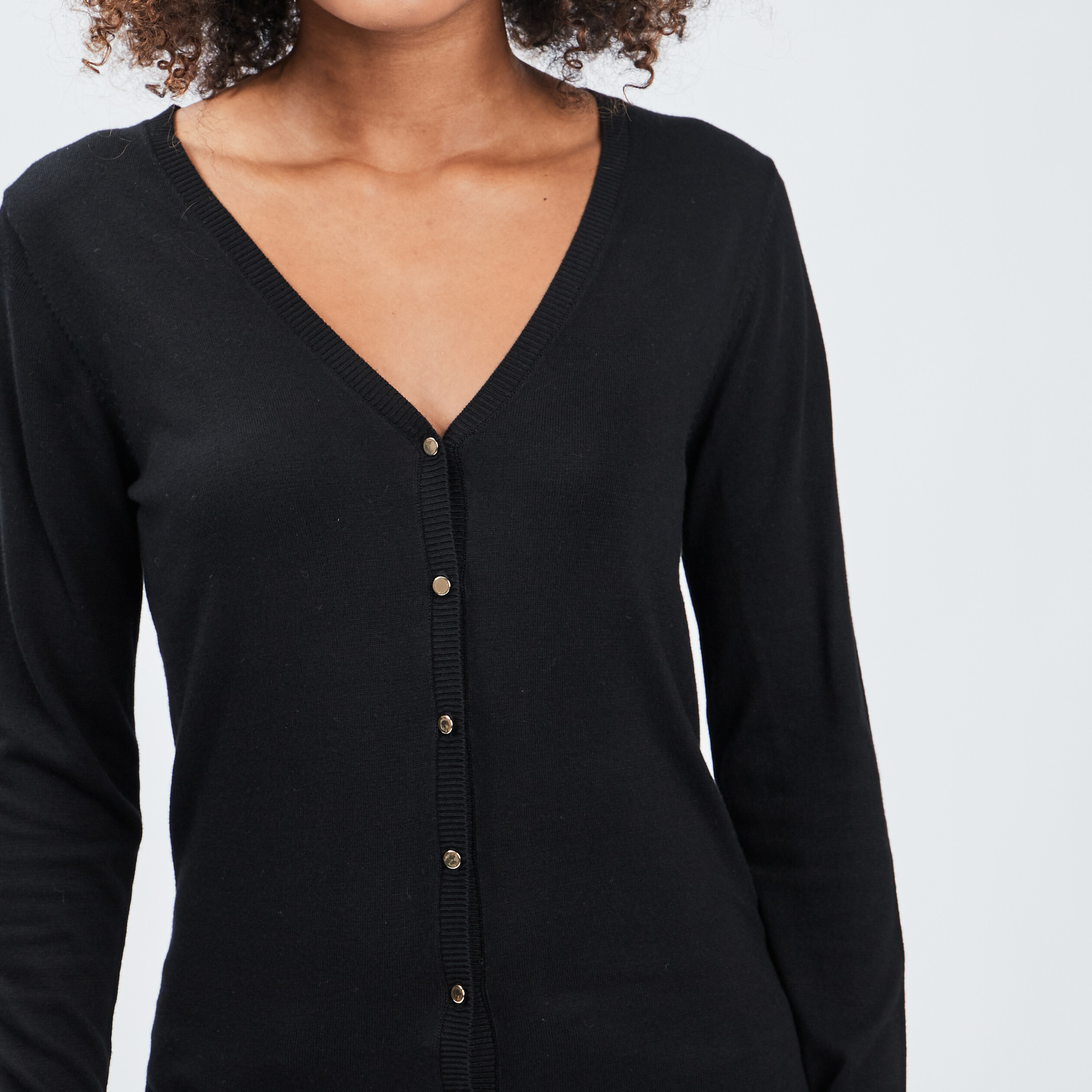 Gilet boutonné avec col en V noir femme | La Halle