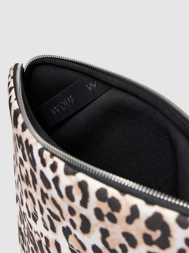 Laptoptasche mit Animal-Print Modell 'Cleo' in sand