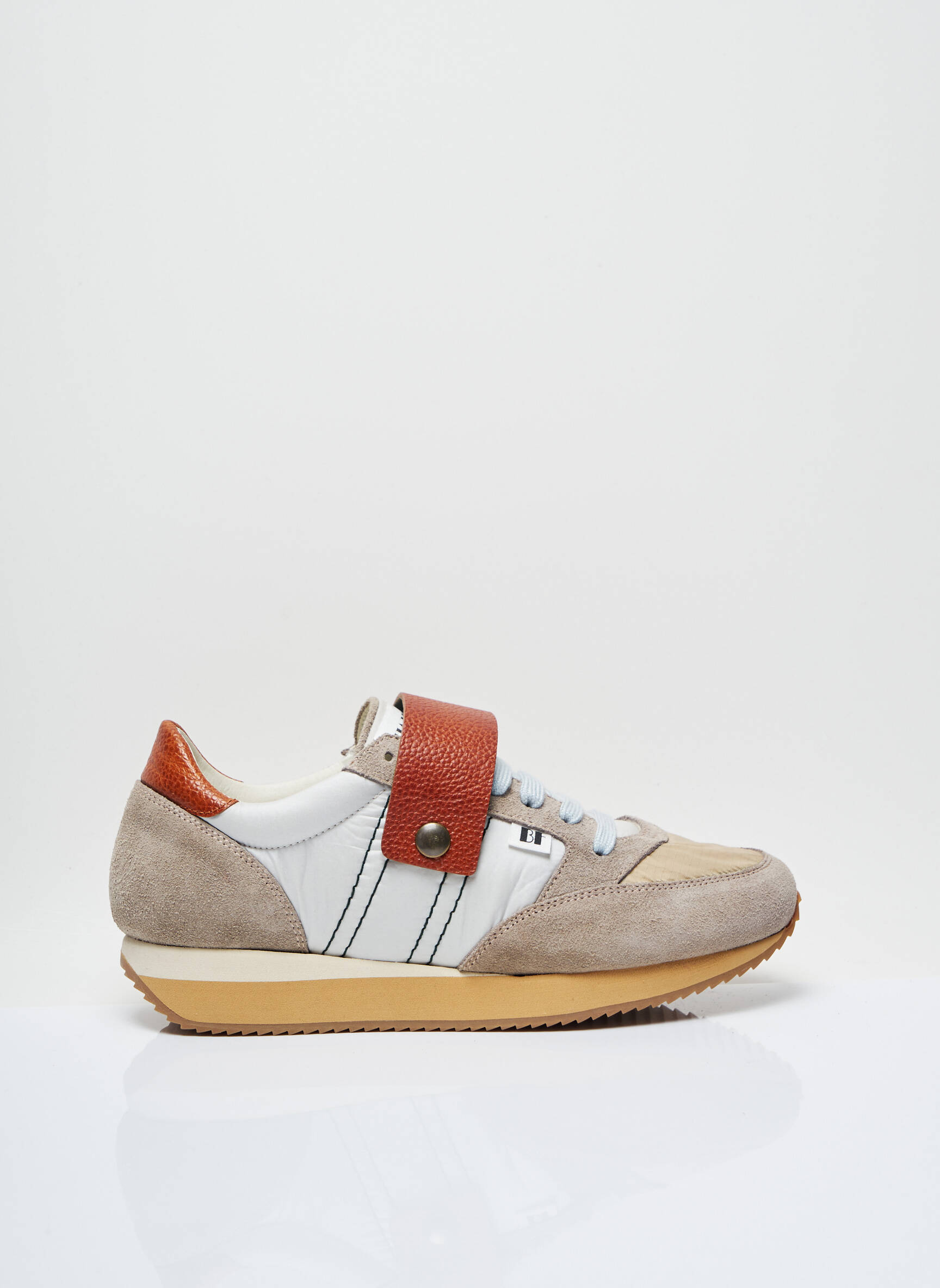 Beatriz Furest Baskets Femme couleur marron