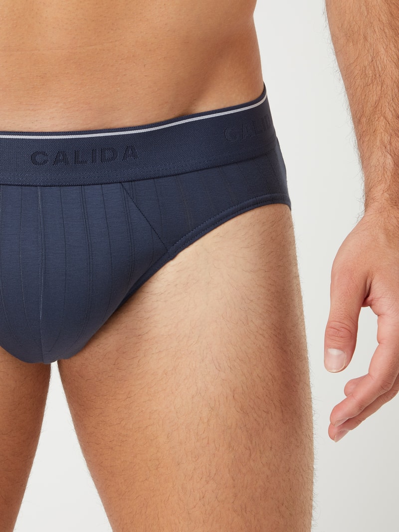 Slip mit Stretch-Anteil in marineblau