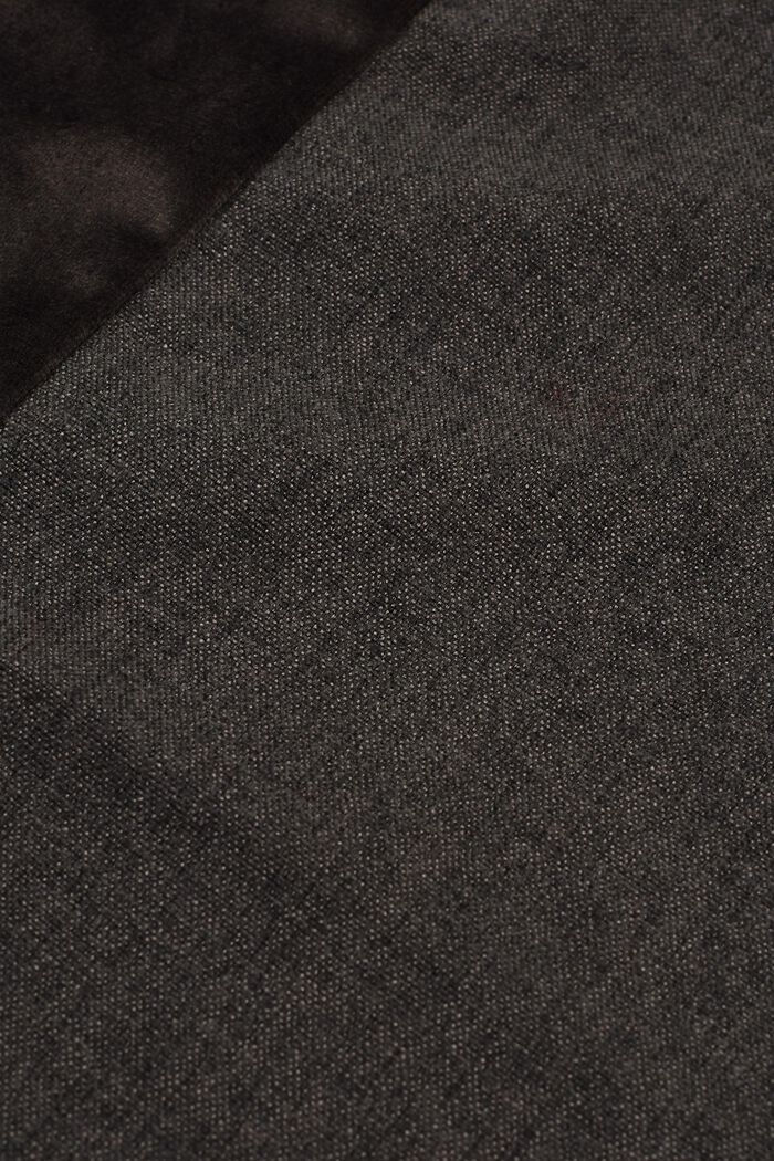 Kissenhülle im Material-Mix mit Micro-Samt