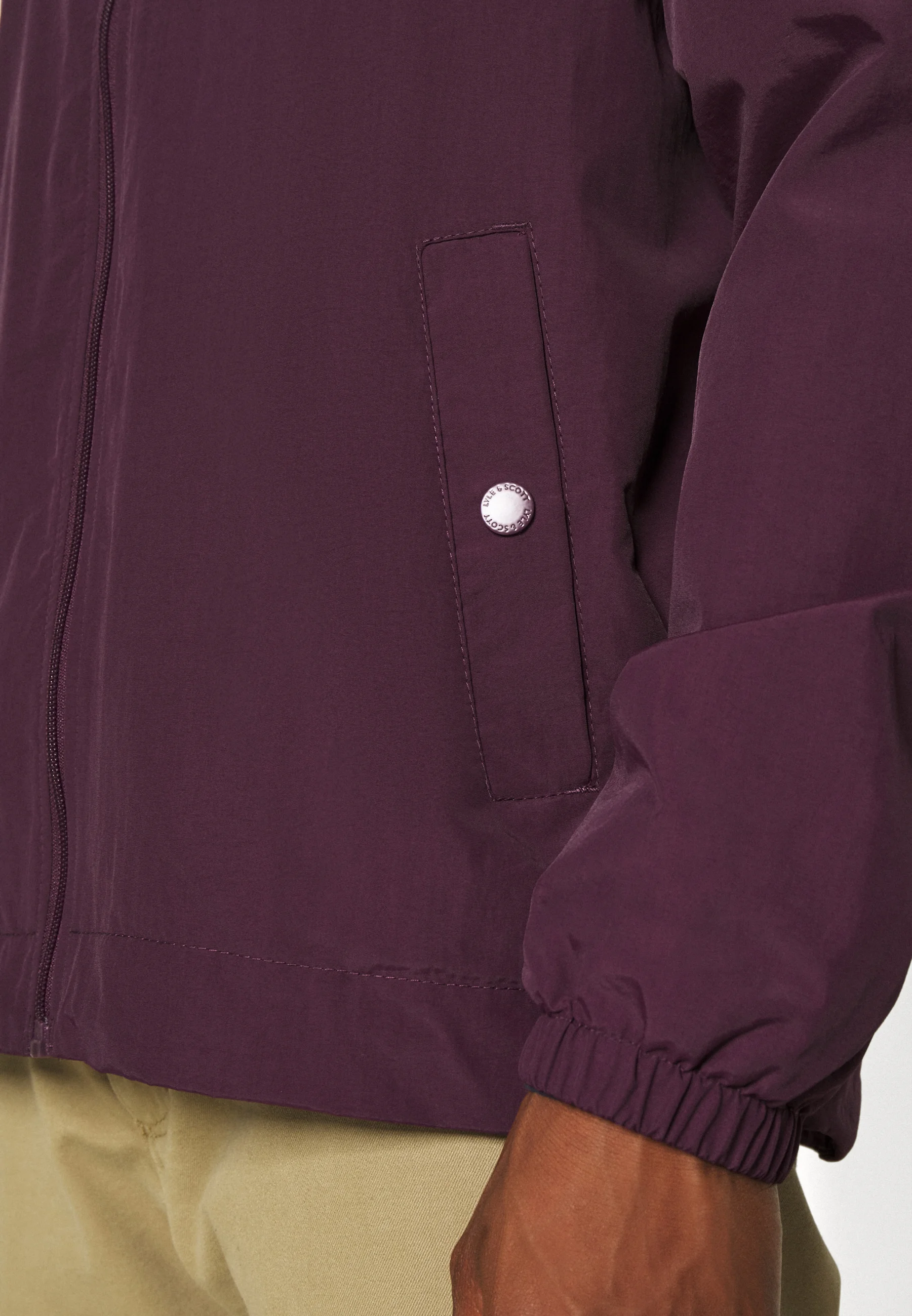 Chaqueta con capucha y cremallera Lyle & Scott - Chaqueta ligera