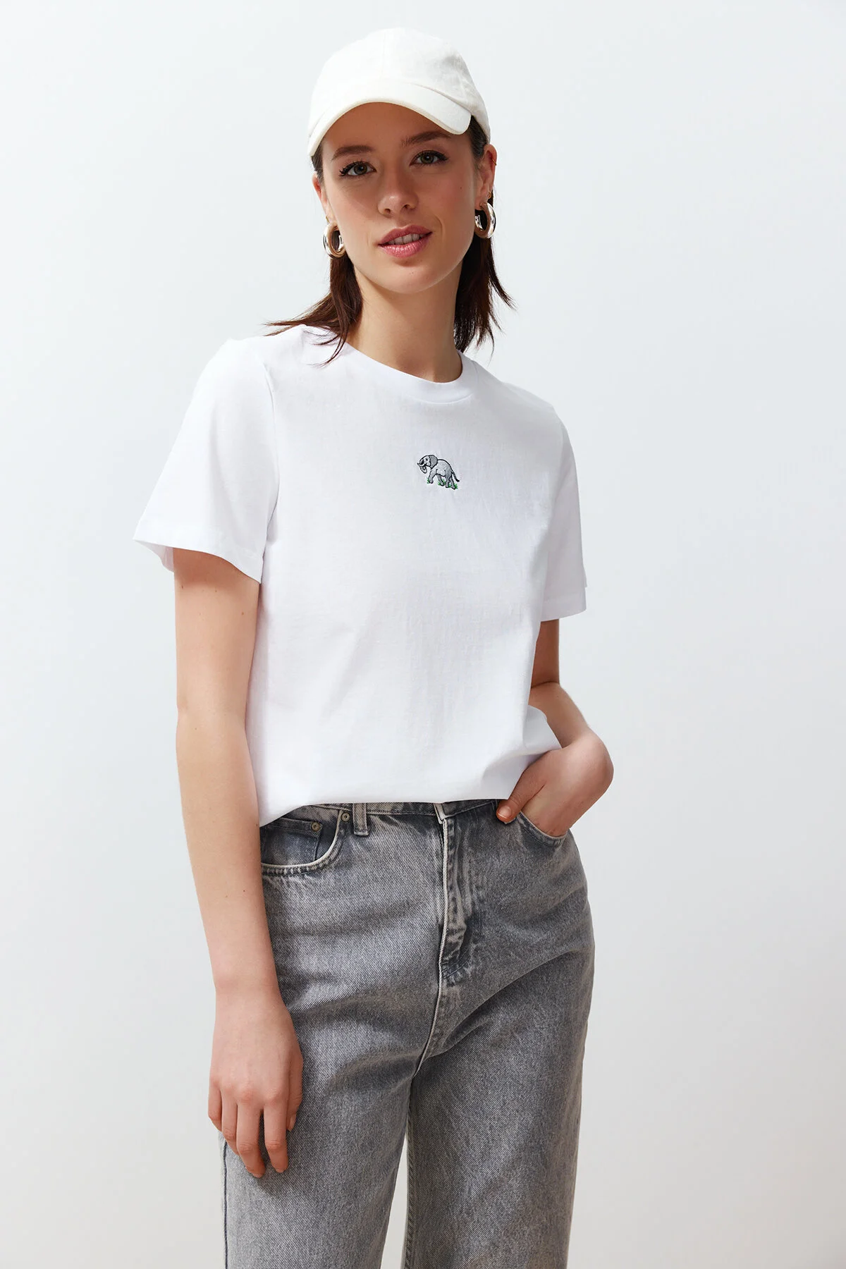 Trendyol Collection  T-Shirt - Weiß - Regular Fit