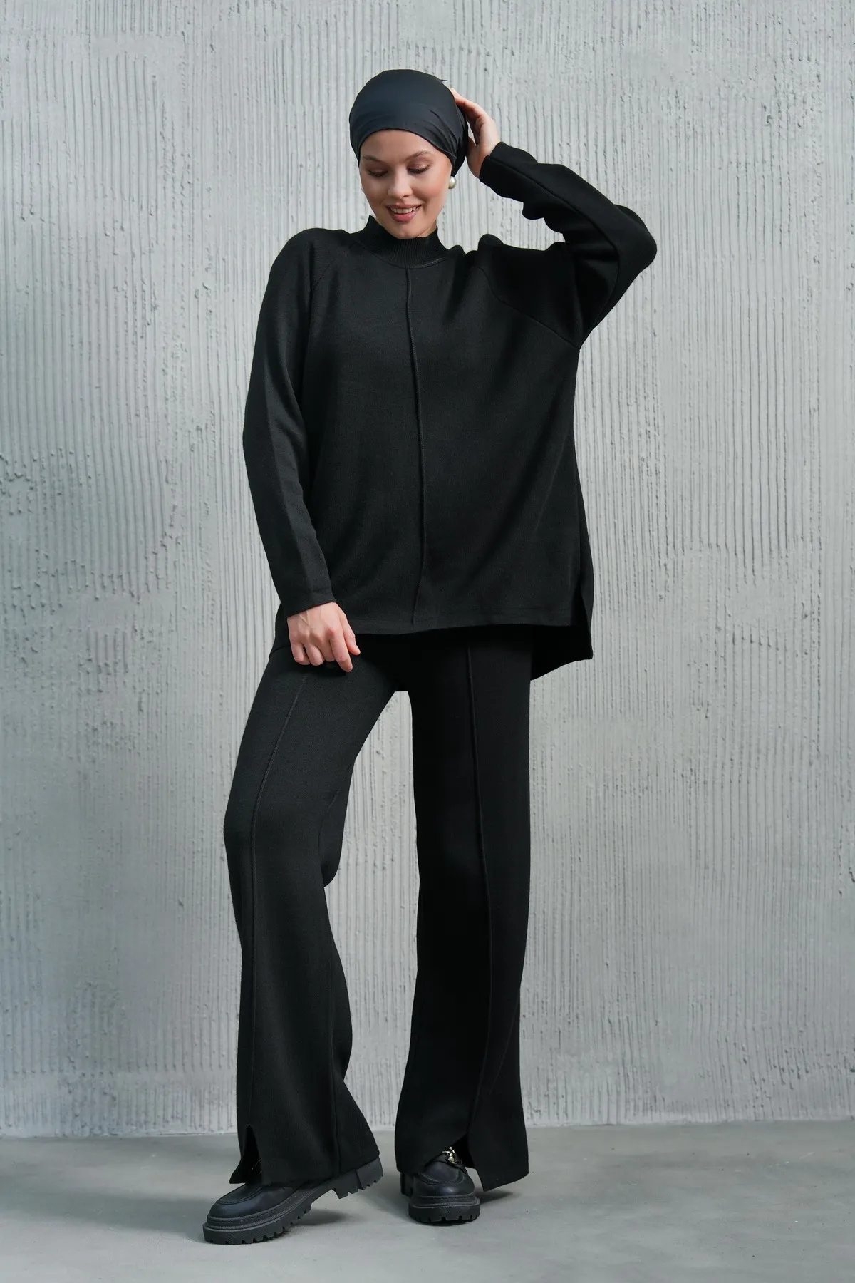 bayansepeti  Flexibler Strickstoff, Stehkragen, langärmliges Oberteil und geschlitzte Beinhose, schwarzes Hijab-Unterteil-Oberteil-Set 1070