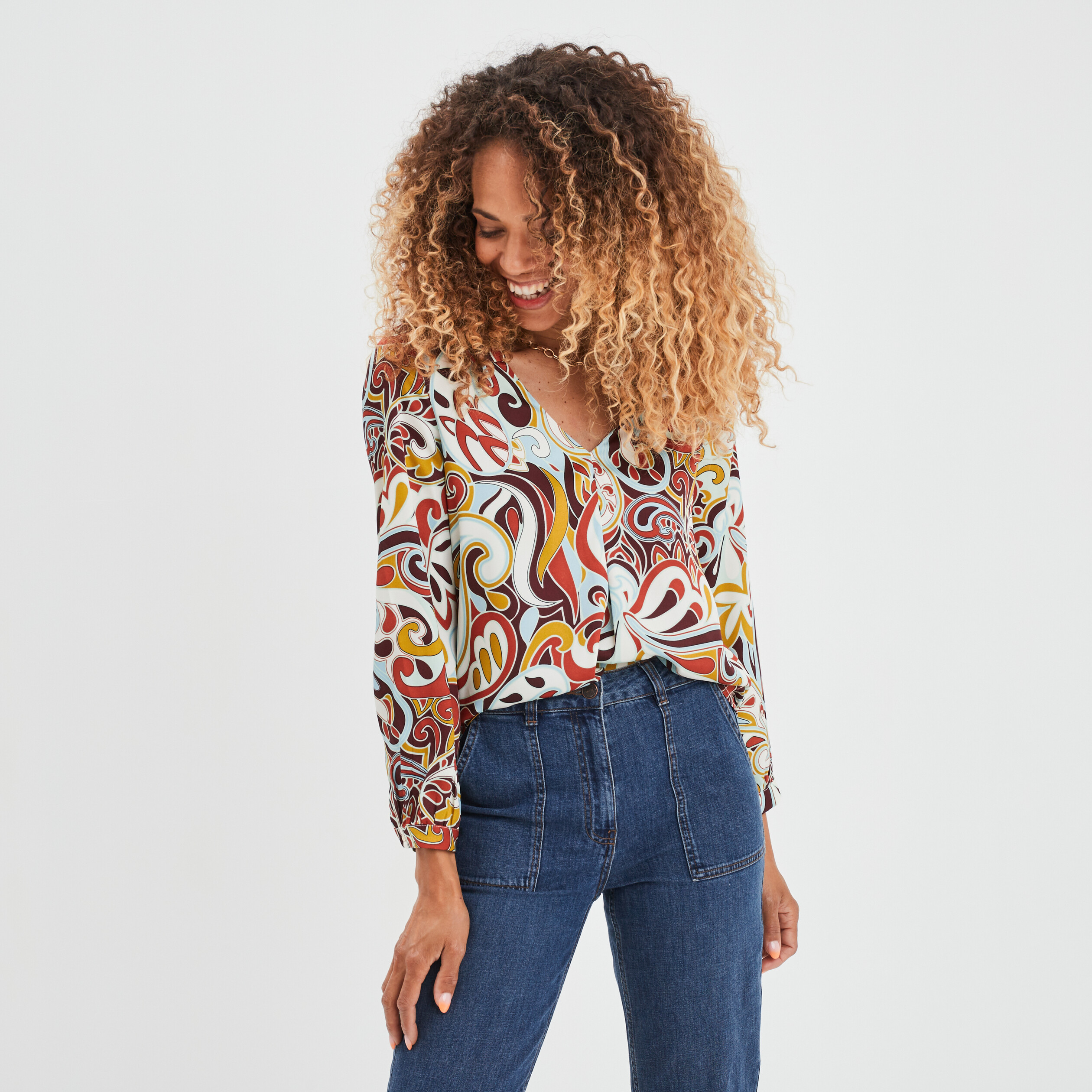 Blouse satin col en V à revers noir femme | La Halle