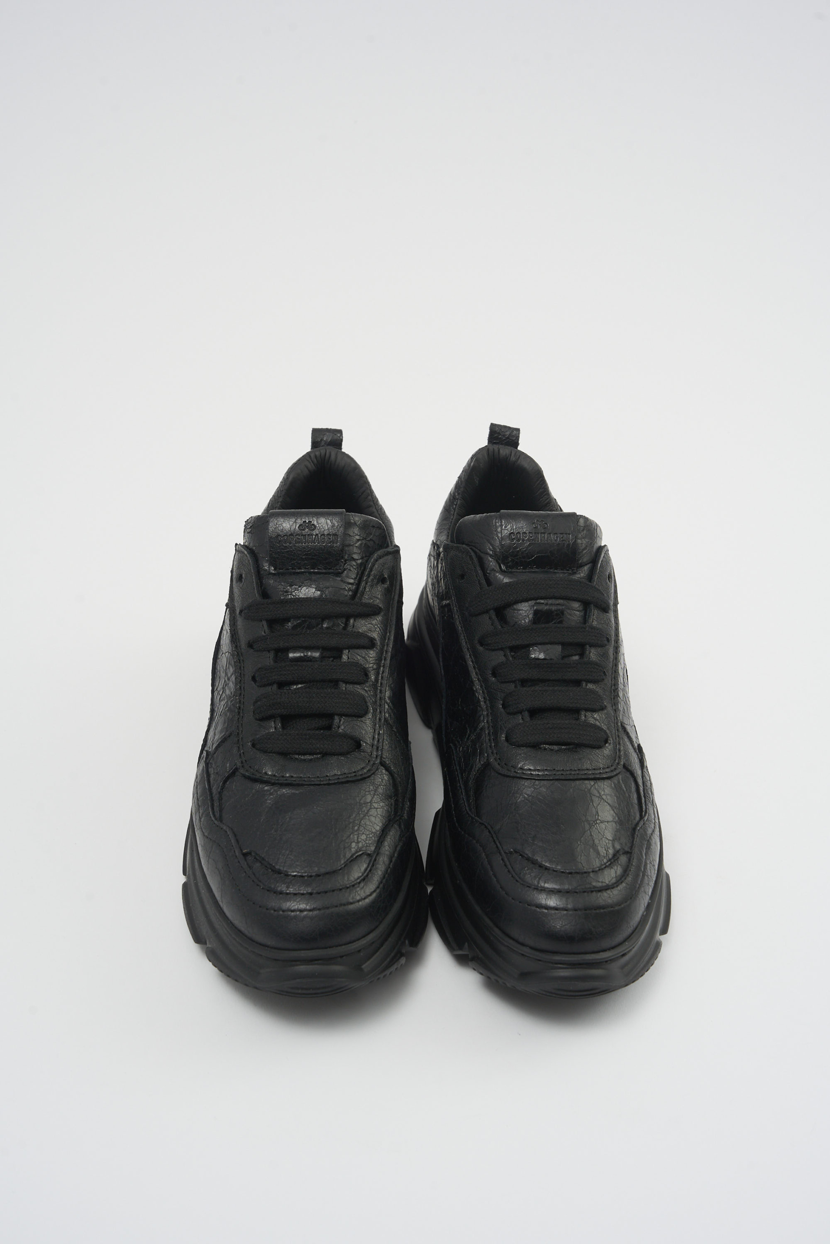 CPH40 cracked vitello black