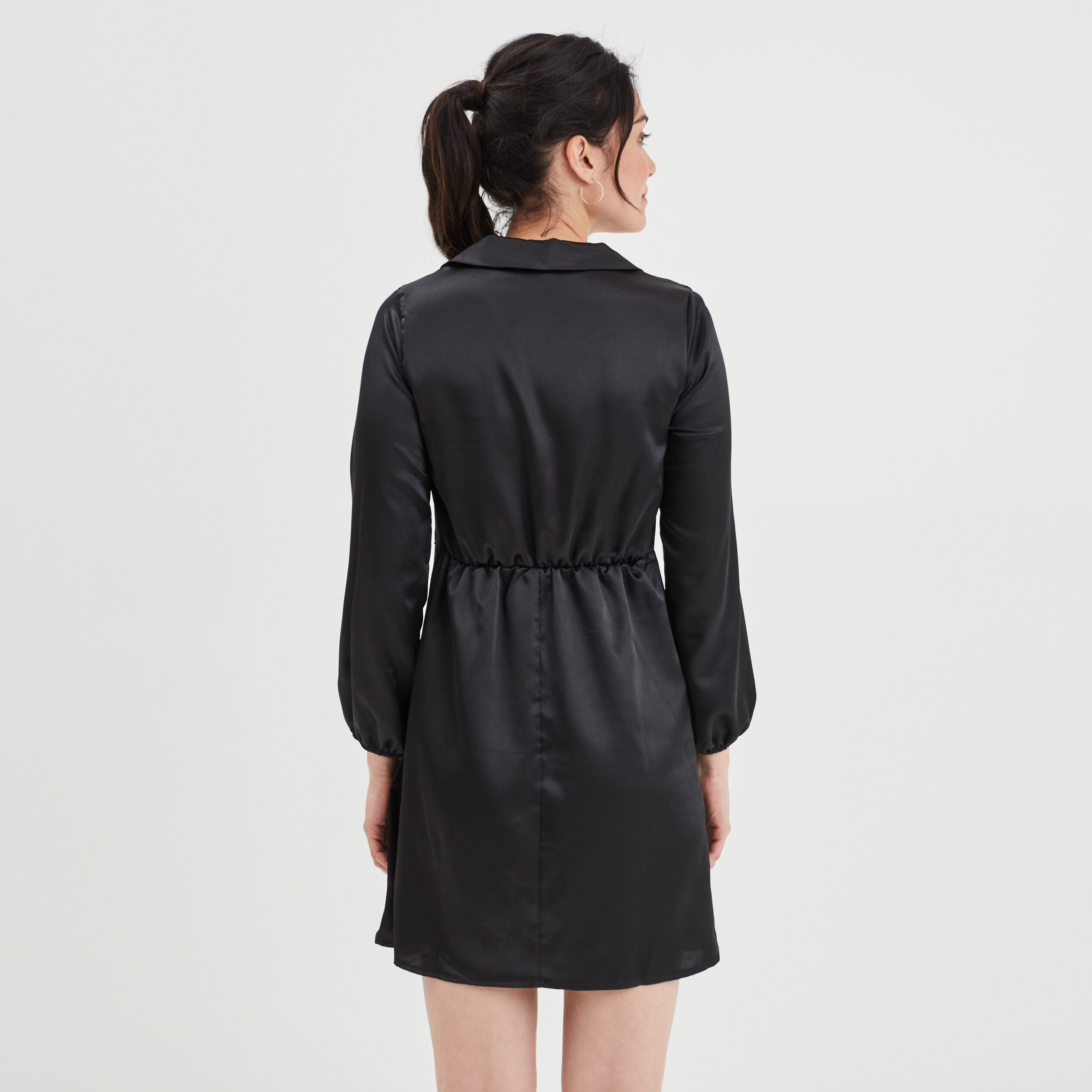 Robe courte trapèze satin Mosquitos noir femme | La Halle