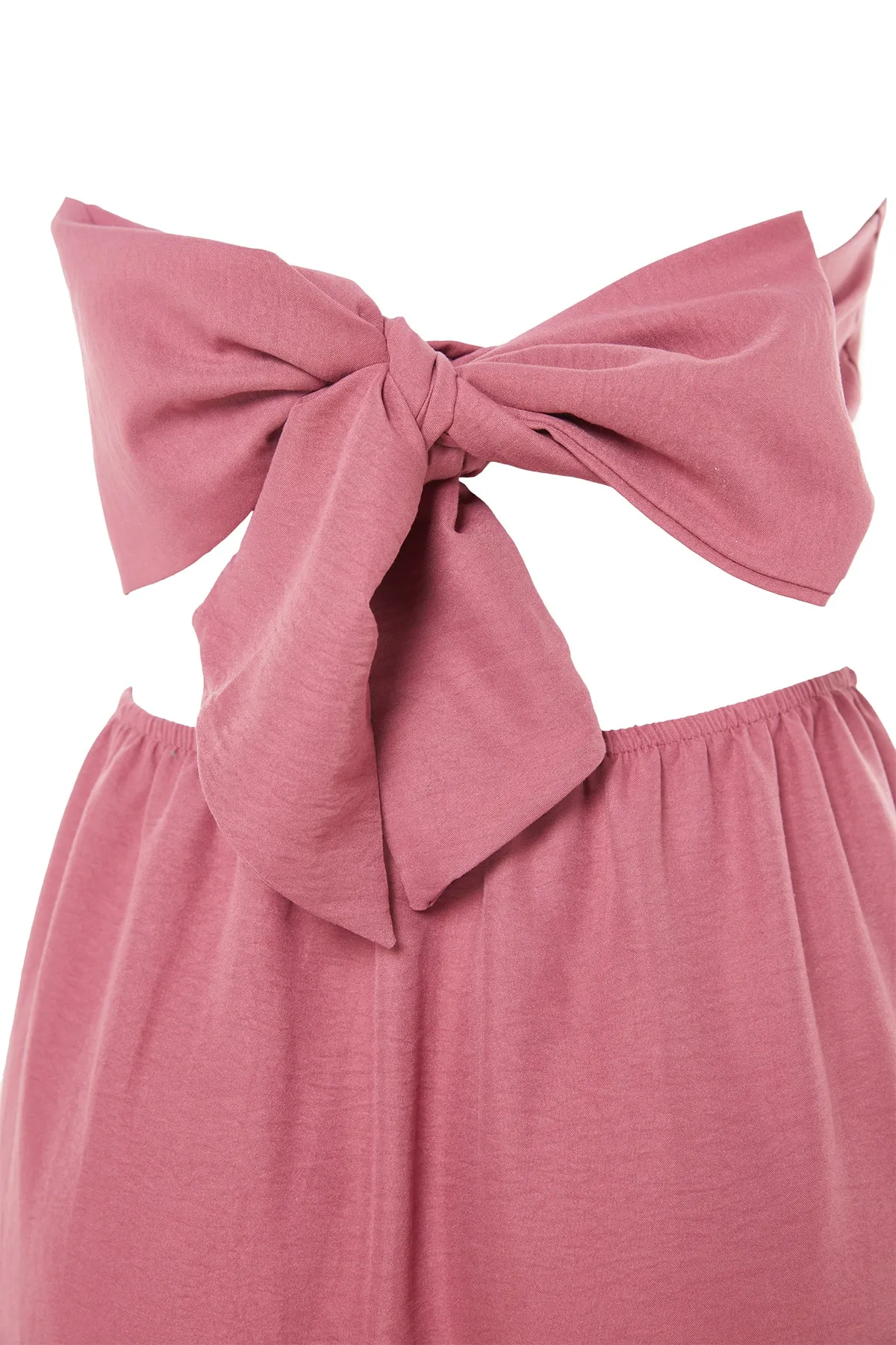 Trendyol Collection  Lila gewebtes Maxikleid mit Volant am Rücken und detailliertem Volant TWOSS23EL00028