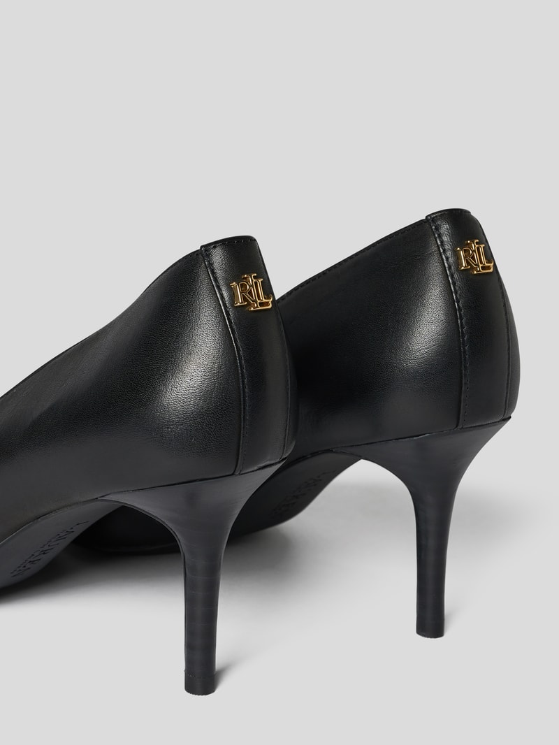 Pumps aus Leder in schwarz