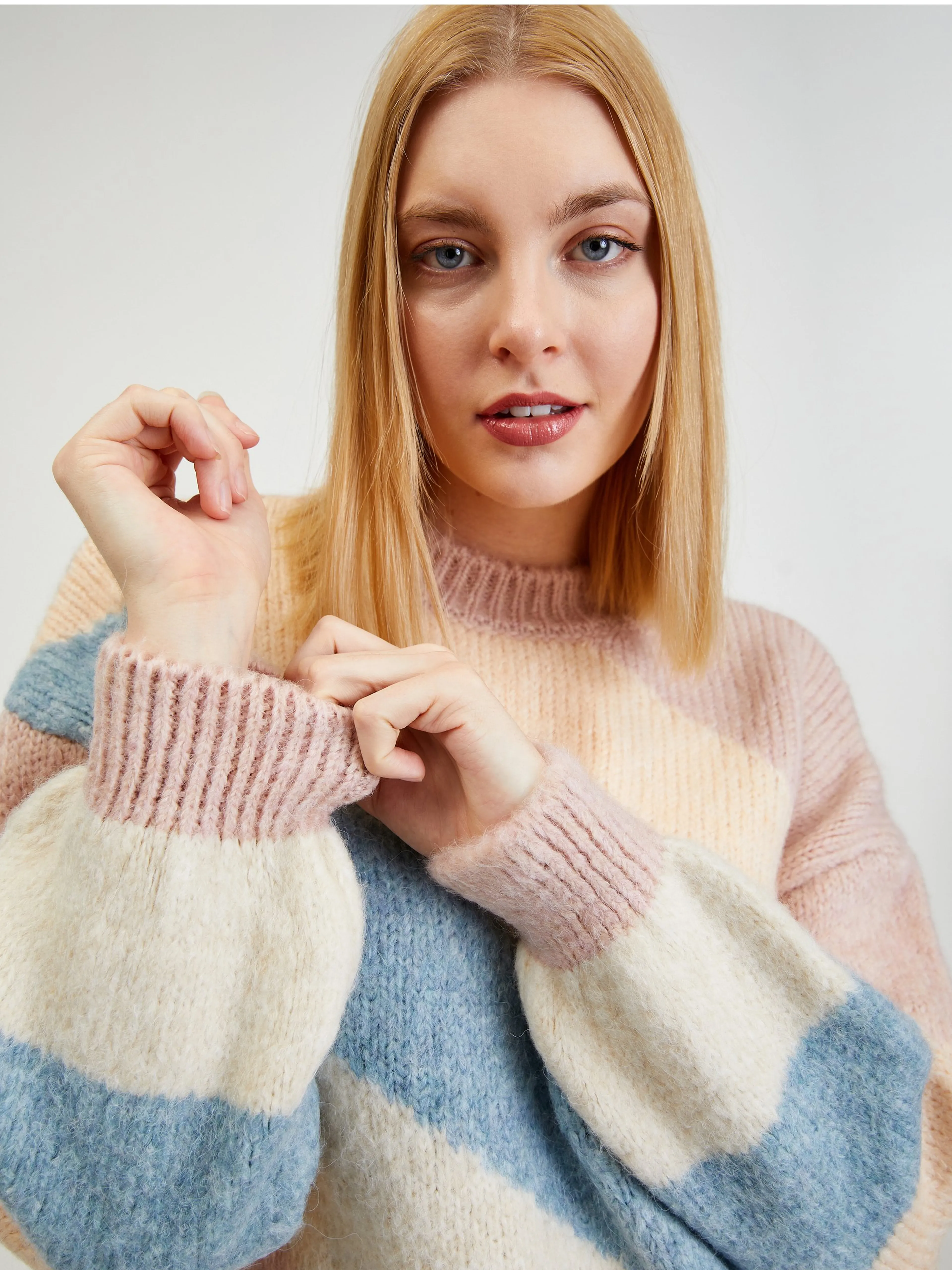 Blau-rosa gestreifter Damenpullover ORSAY