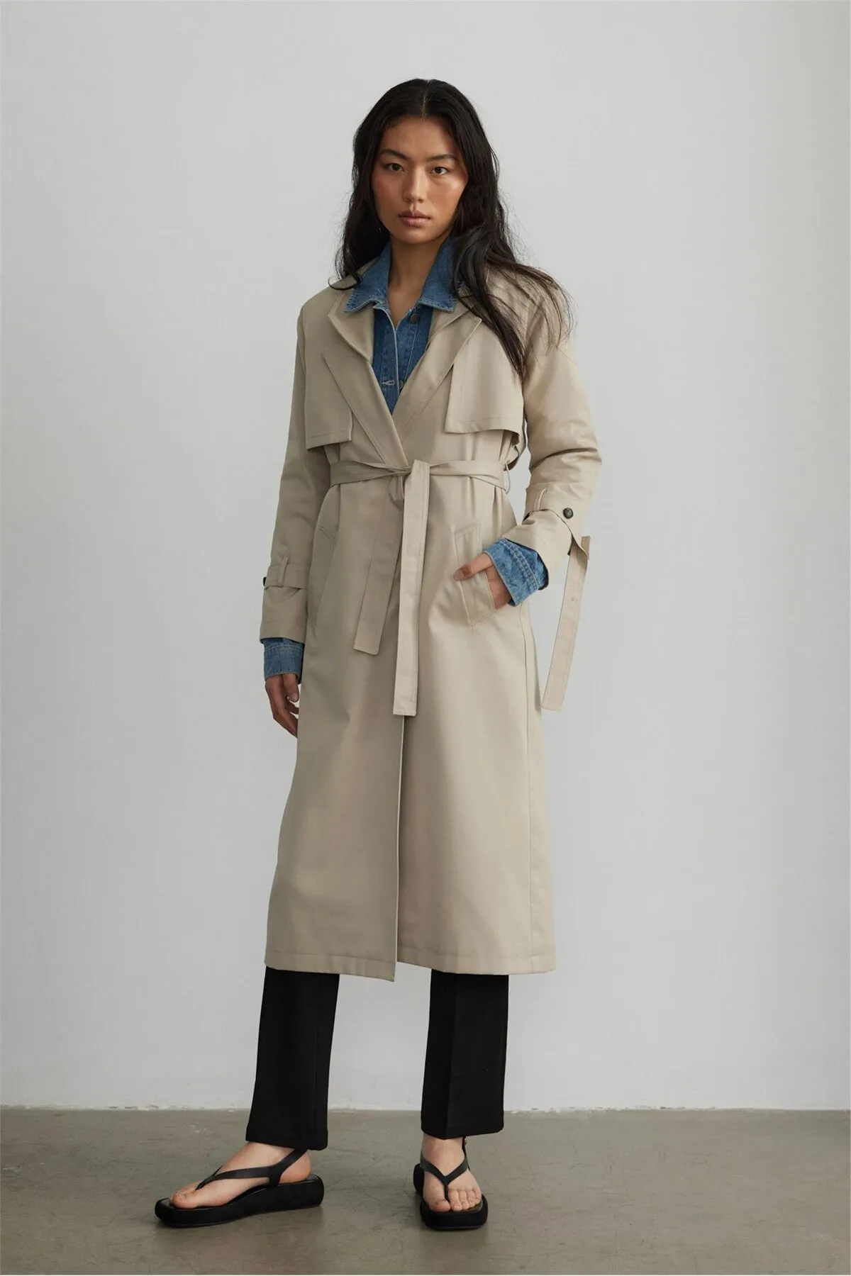 Suud Collection  Beiger Trenchcoat „Re-Edition 1980“