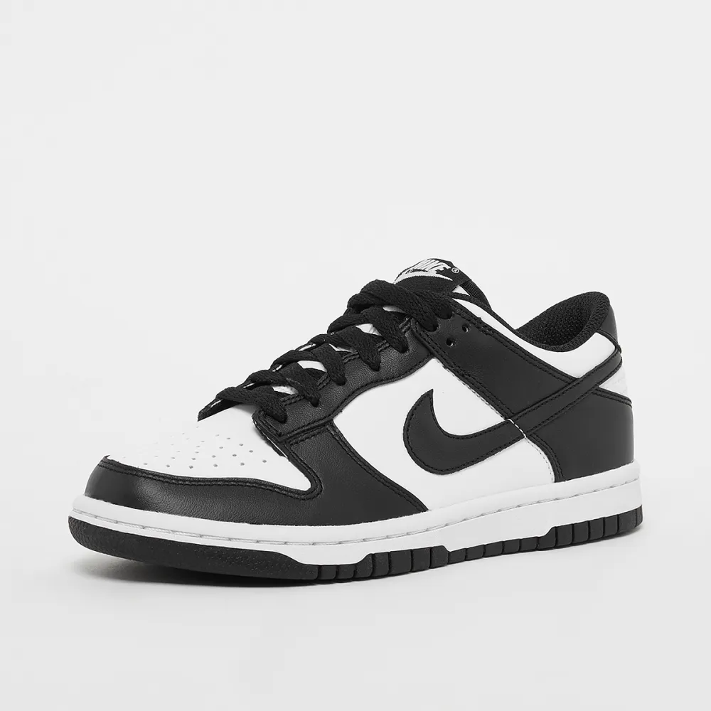 Nike Dunk Low GS CW1590-100 / schwarz