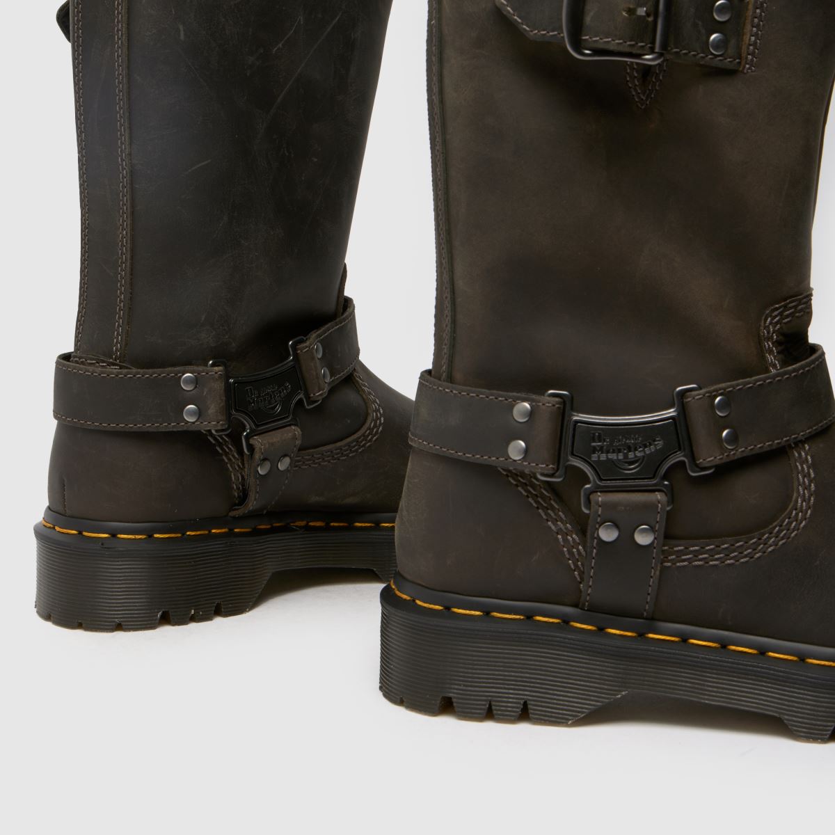 Dr. Martens Anistone magassarkú csizma szürke színben
