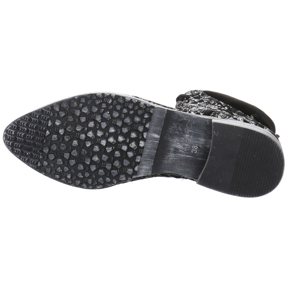Simen Stiefelette