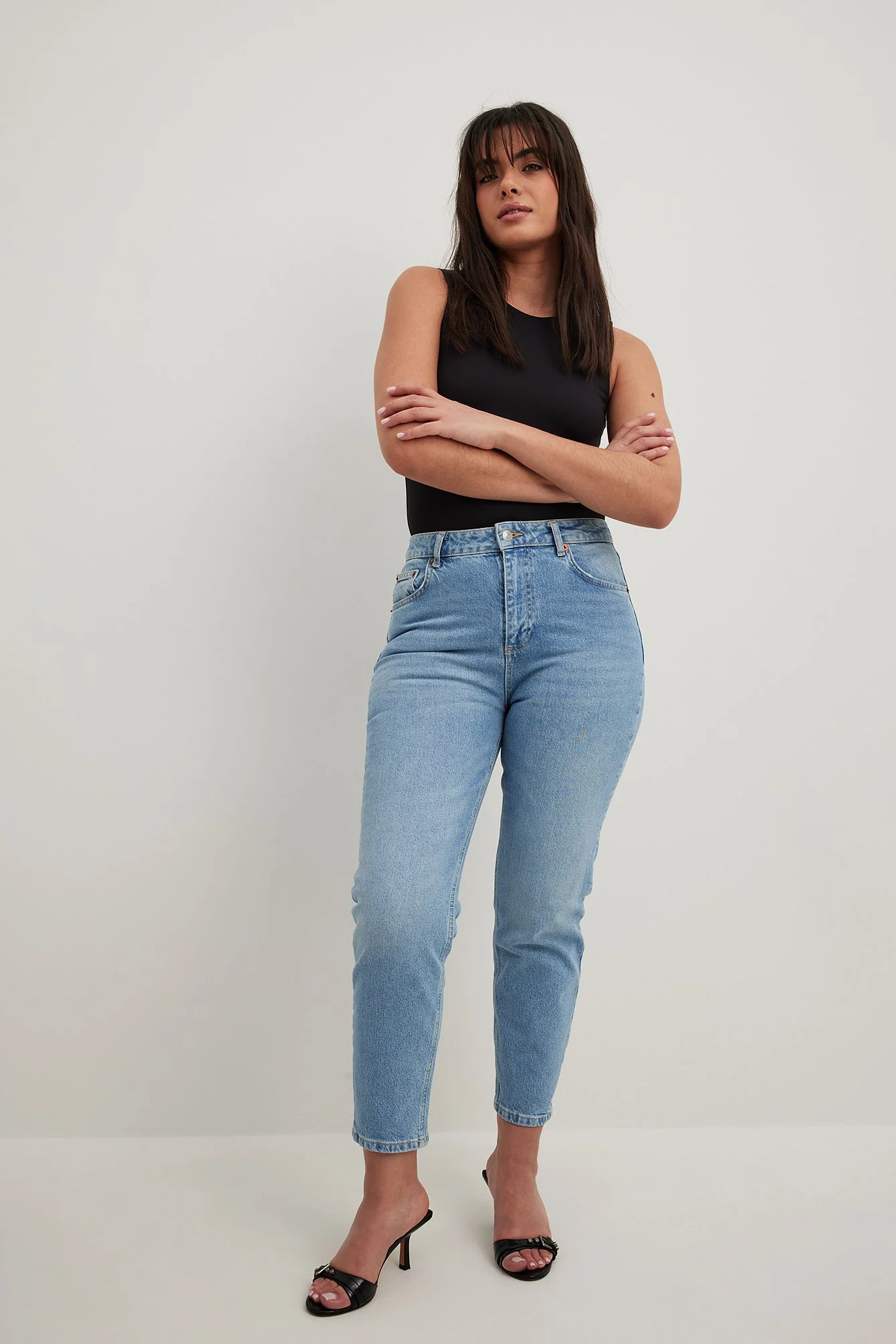 Mom Jeans mit hoher Taille