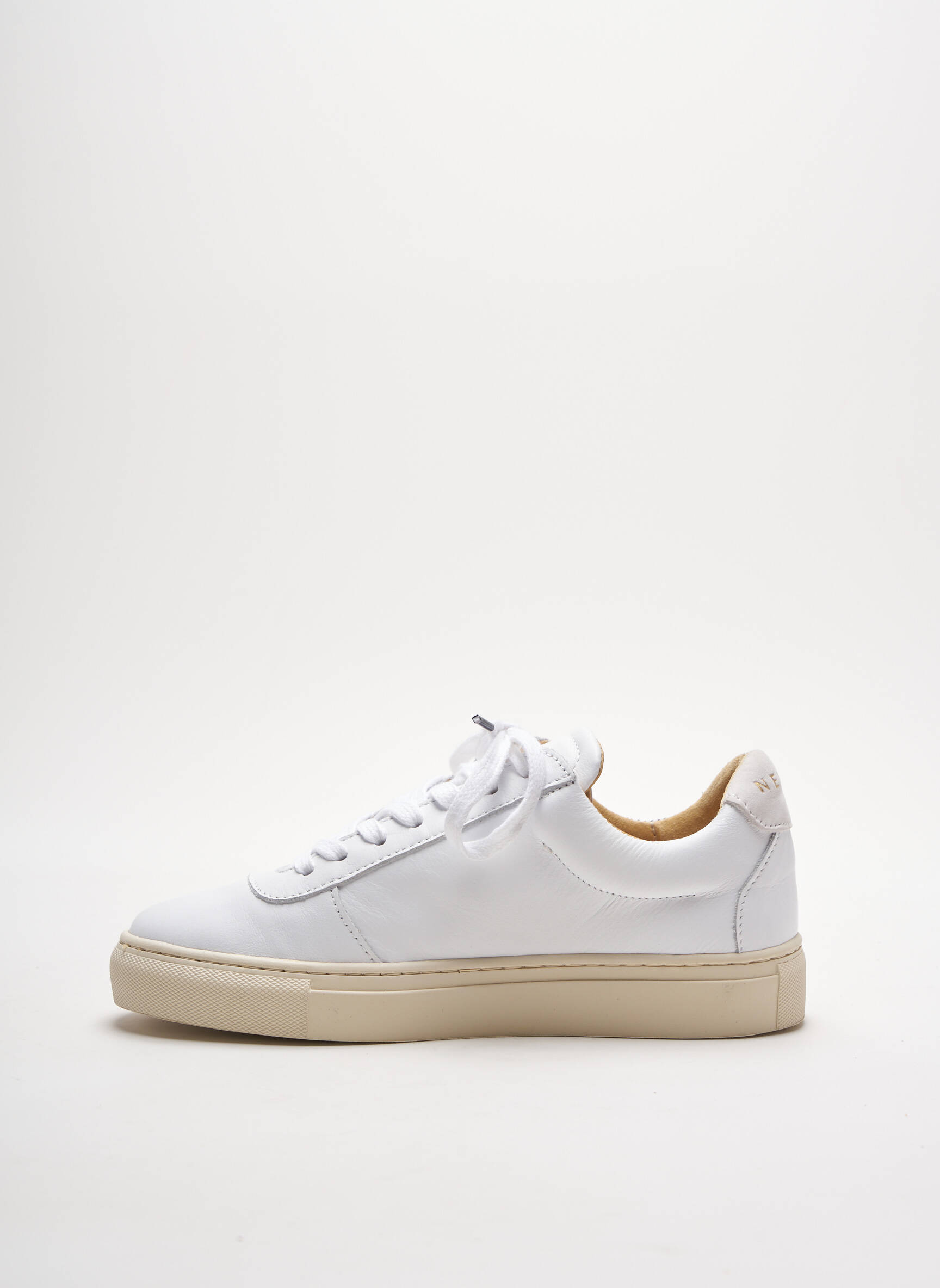 Newlab Baskets Femme couleur blanc