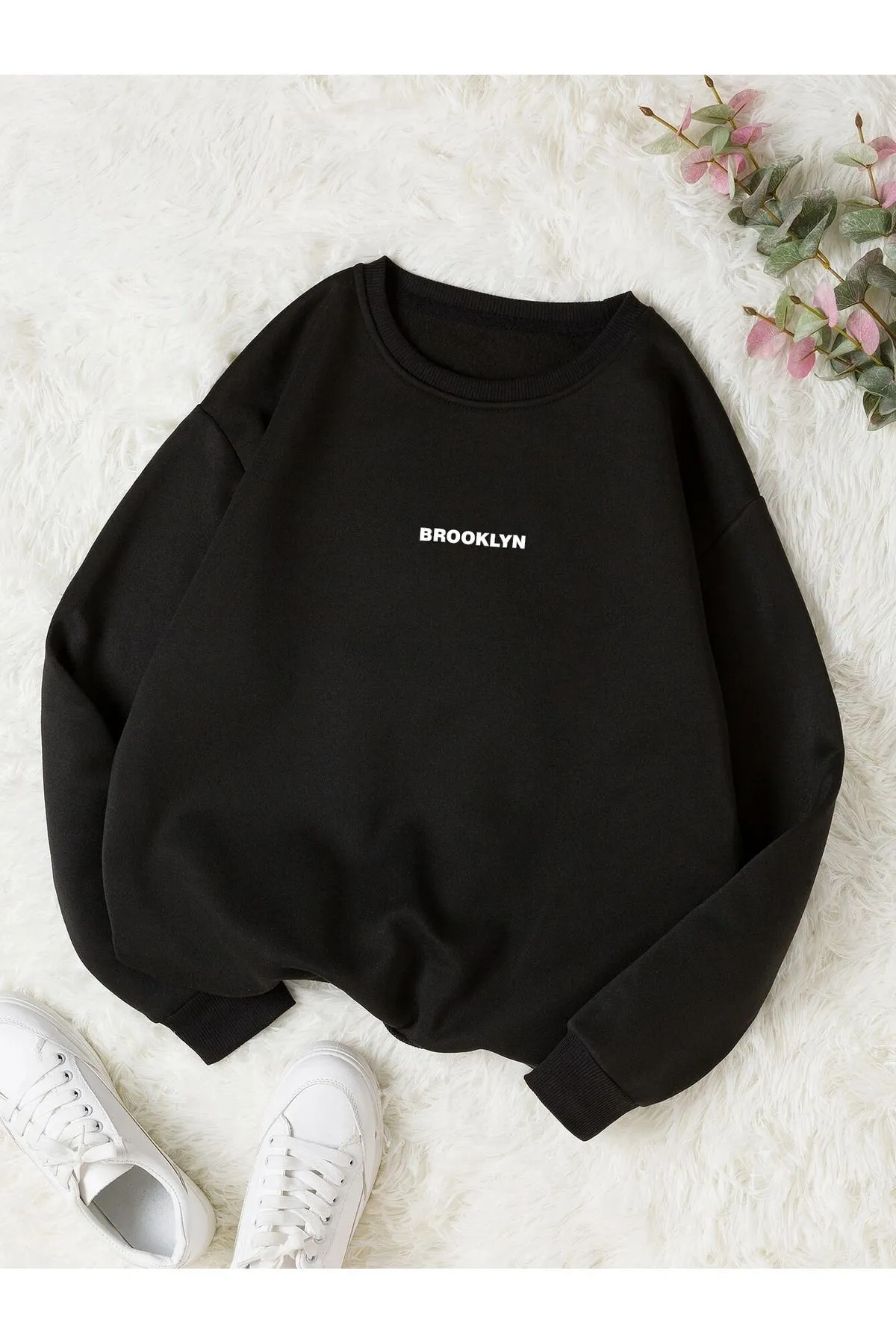 MOONBULL  Sweatshirt - Schwarz - Regular Fit