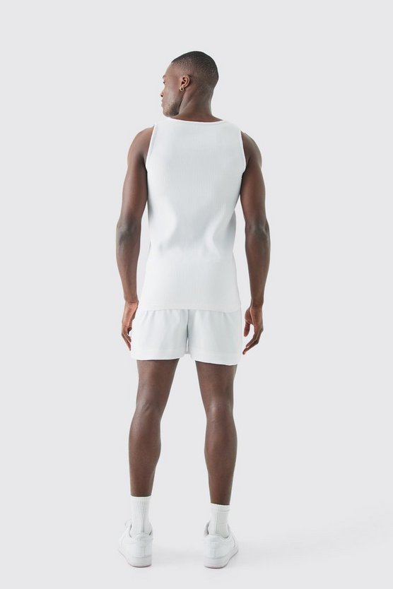 Muscle-Fit Tanktop und Laufshorts