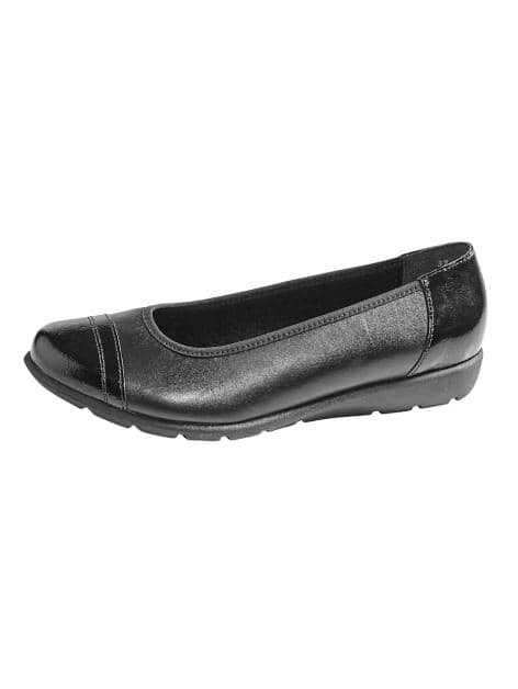 Ballerina in tollem Leder-Mix