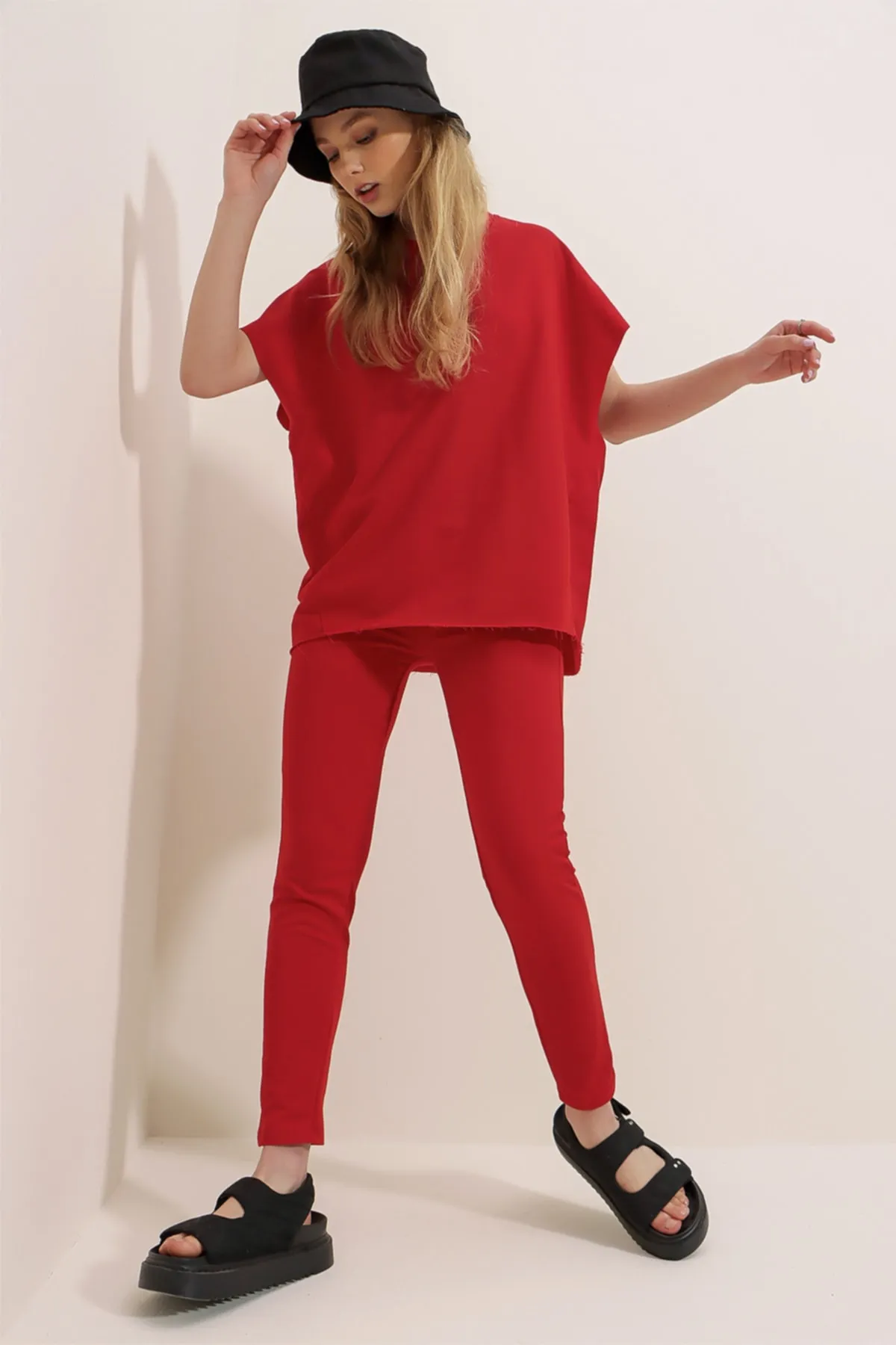 Trend Alaçatı Stili  Trainingsanzug - Rot - Regular Fit