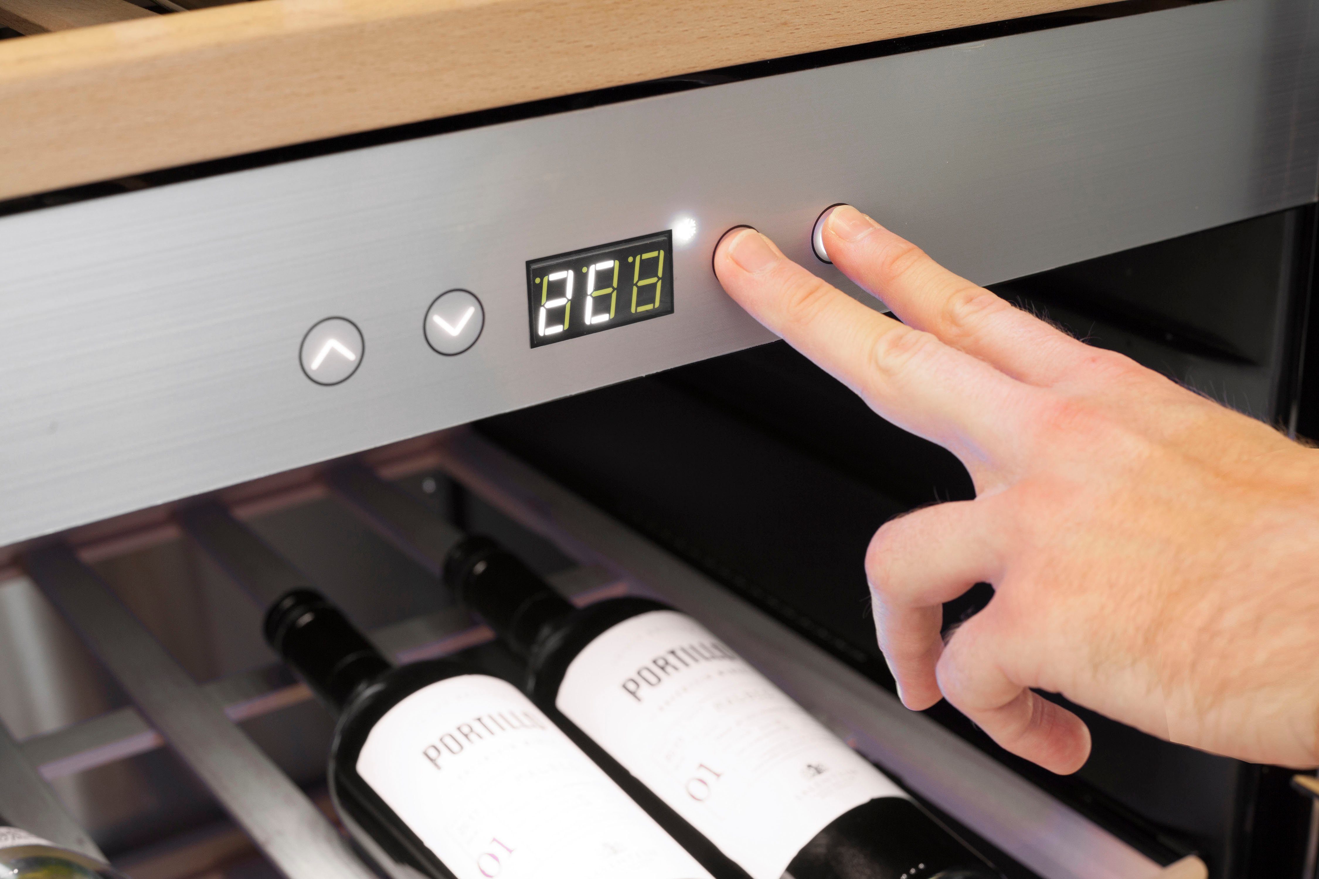 Caso Weinkühlschrank 775 WineChef Pro 126, für 126 Standardflaschen á 0,75l