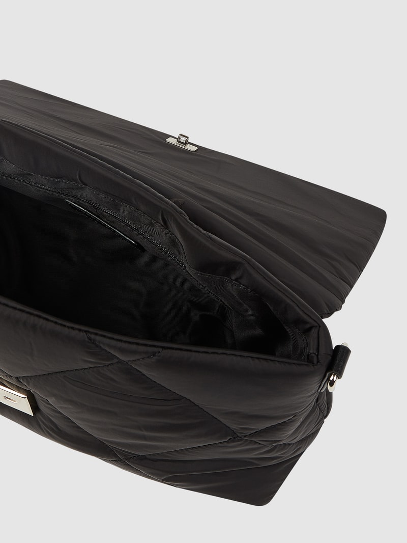 Crossbody Bag aus Textil in schwarz