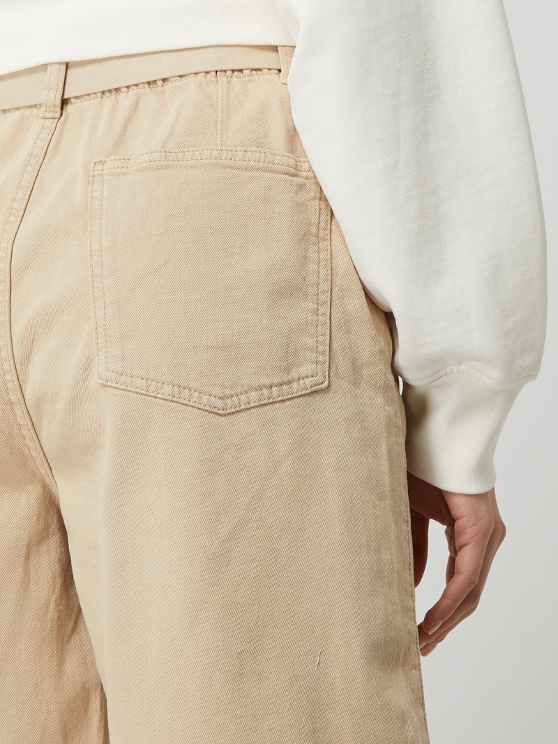 Shorts mit Lyocell-Anteil in sand