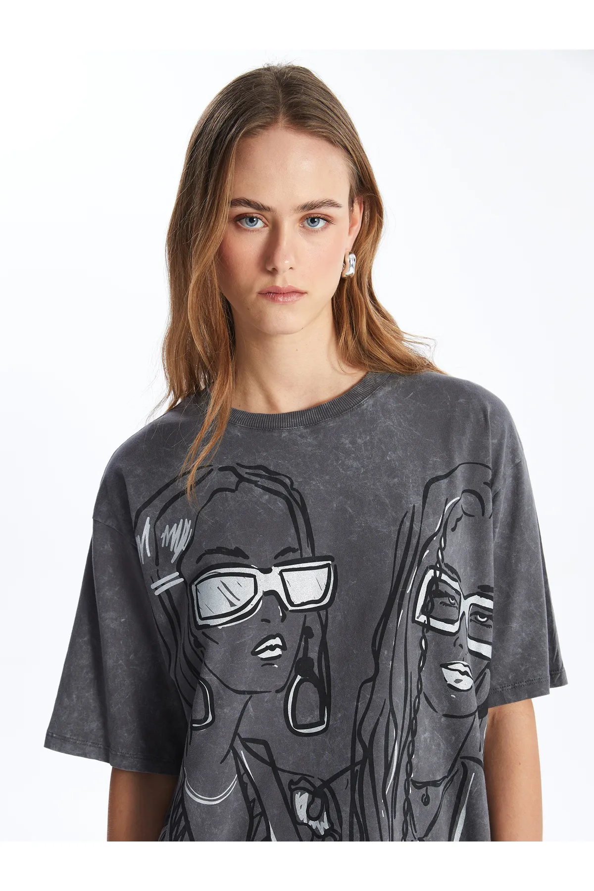LC Waikiki  Bedrucktes, kurzärmliges Oversize-Damen-T-Shirt mit Rundhalsausschnitt
