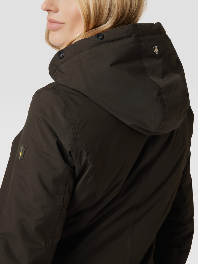 Jacke mit Label-Applikation Modell 'Westwind' in olivgrün