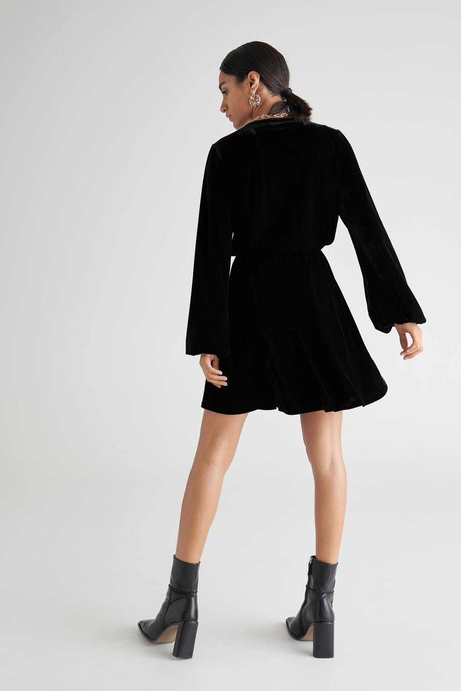 Vera velvet dress