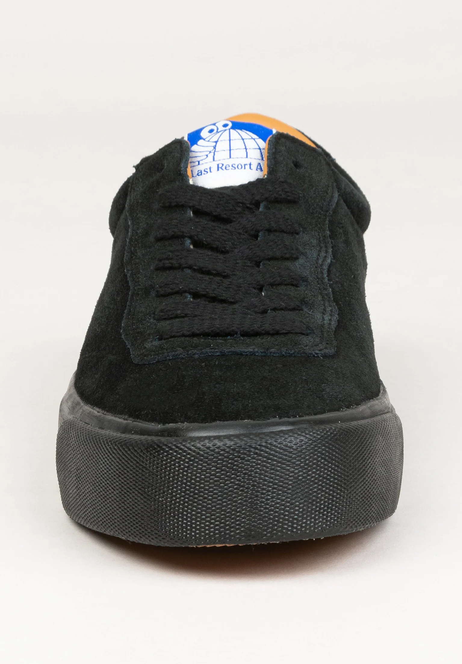 VM001 Suede Low