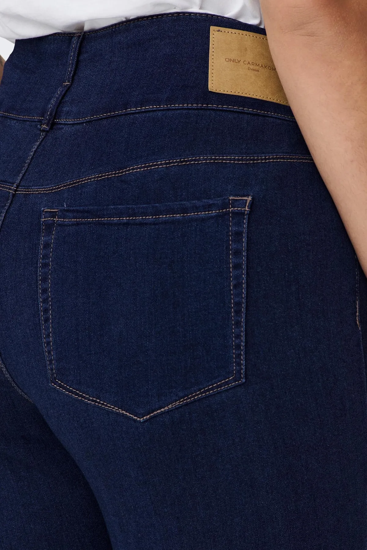 Only Carmakoma  Caranna Hw Sk Ank Dunkelblaue Jeans Noos